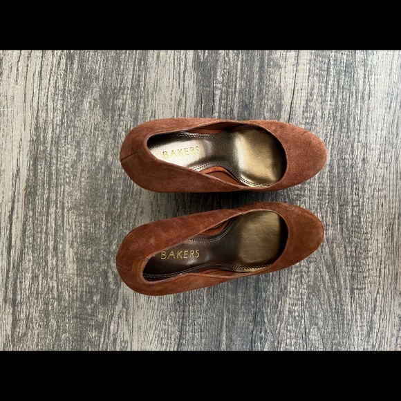 Heels - Picture 5 of 6